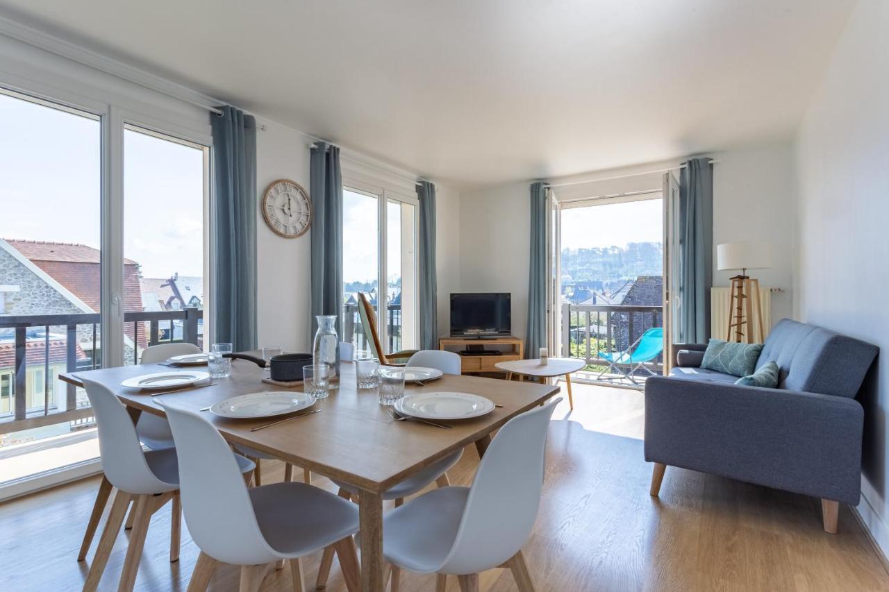 Le Carrousel - Appartement Avec Studio Attenant Deauville Exterior photo